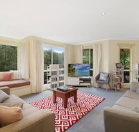 Alpine Vista - Short walk to town centre - Sydneys Hotel