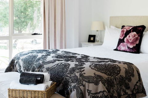 Country Mile Escape - Sydneys Hotel 1