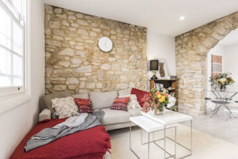 19th Century Sydney 2 Storey Cottage - Sydneys Hotel 0