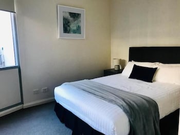 Wyndel Shelley One Bedroom - Sydneys Hotel 6