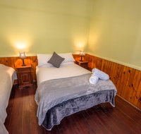 Murphy's Cottage - Sydneys Hotel