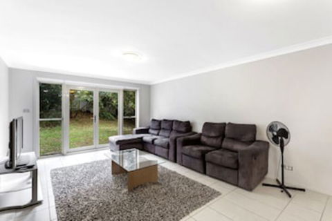 Alida Place 1 Lagoons Estate - Sydneys Hotel 0