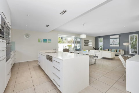 Kingscliff Beach Holiday House At Salt Village - Sydneys Hotel 4