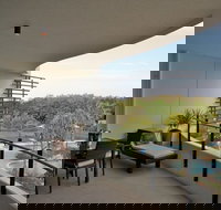 Cotton Beach Apartment 36 With Pool Views - Sydneys Hotel