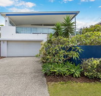 Salt Beach Holiday Home - Sydneys Hotel