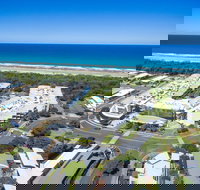 Cotton Beach Rooftop 55 - Sydneys Hotel