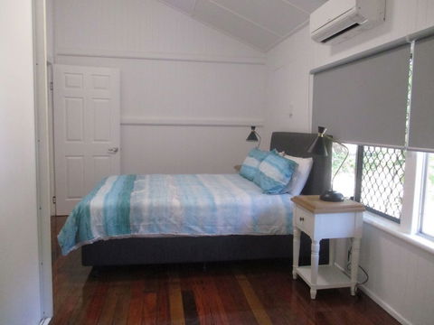 Dandaloo Gardens - Sydneys Hotel 1