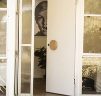 Twiggy at Anglesea - Sydneys Hotel