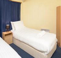 Leo's Cottage - Sydneys Hotel