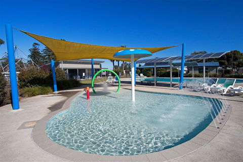 Holiday Haven Shoalhaven Heads - Sydneys Hotel 2