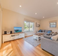Broughton By The Beach - Sydneys Hotel
