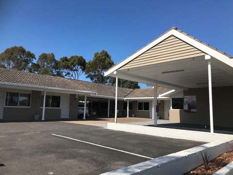 Ulladulla Motel - Sydneys Hotel 0