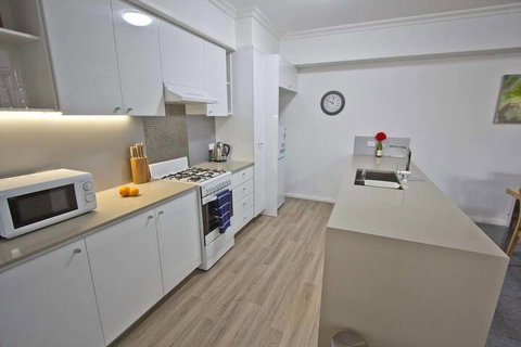 Morisset Serviced Apartments - Sydneys Hotel 4