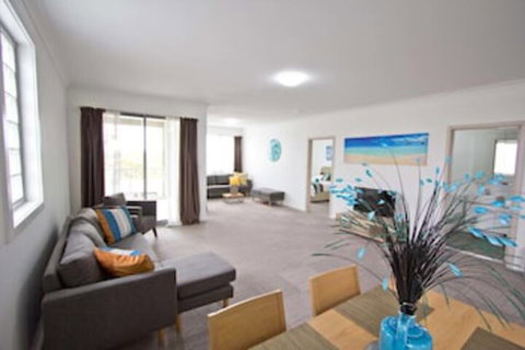Morisset Serviced Apartments - Sydneys Hotel 0