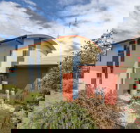Banksia Waters - Sydneys Hotel