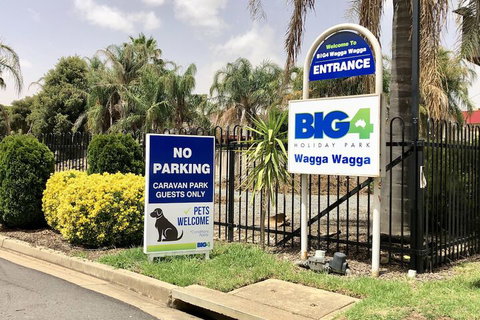 BIG4 Wagga Wagga Holiday Park - Sydneys Hotel 1