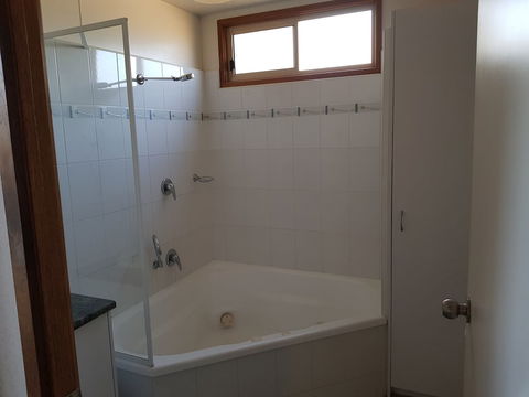 CluBarham Golf Resort - Sydneys Hotel 5