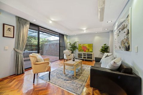 Terrace Living In The Heart Of Sydney - Sydneys Hotel 0
