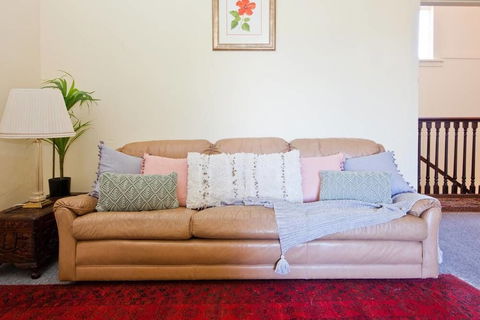 WB319 Chatswood Charmer Roomy 3 Bed Apartment - Sydneys Hotel 6