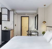 Brady Hotels Jones Lane