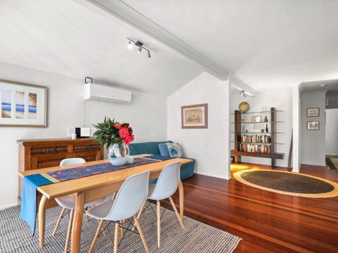 Whiting Escape 2 / 13 Whiting Avenue Terrigal - Sydneys Hotel 1