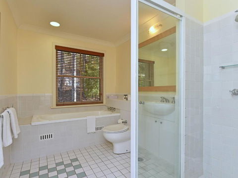 Villa 3br Chambourcin Resort Condo Located Within Cypress Lakes Resort (nothing Is More Central) - Sydneys Hotel 4