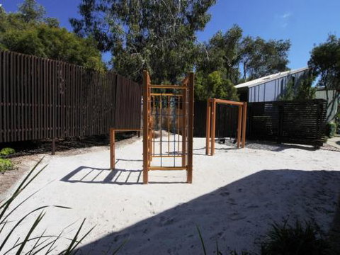 Beach Shack - Sydneys Hotel 4