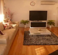 Cowes Holiday Haven - Property NO.1 - Sydneys Hotel