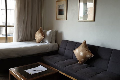 Sydney Hyde Park Paxsafe Apartments - Sydneys Hotel 3