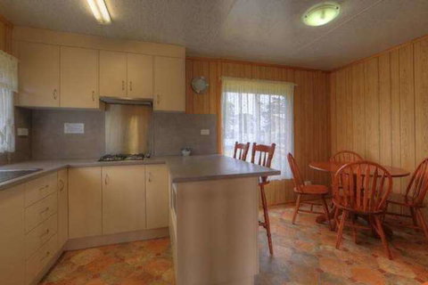 BIG4 Kelso Sands Holiday Park - Sydneys Hotel 2
