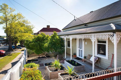 Albert Cottage - Sydneys Hotel 1