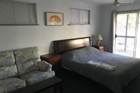 Gold Coast Nerang 99 House - Sydneys Hotel 3