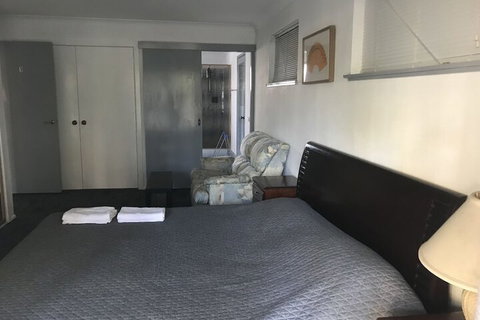 Gold Coast Nerang 99 House - Sydneys Hotel 6