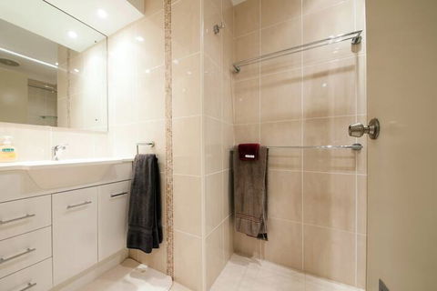 Kamilaroi Unit 6, 58-60 Magnus Street - Sydneys Hotel 5