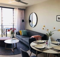 Hamilton 1107 - Sydneys Hotel