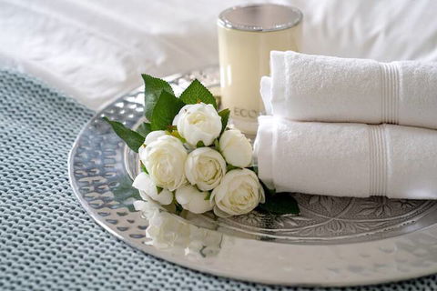 AUJOY 4 Bed Townhouse Glen Waverley - Sydneys Hotel 6