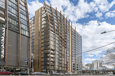 Leila, 1BDR Melbourne Apartment - Sydneys Hotel 0