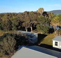 Camp Elim - Sydneys Hotel