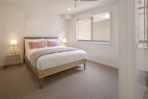Grasmere Chalet - Sydneys Hotel 5