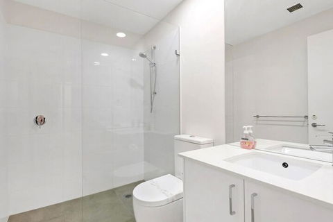Palms Breeze - Sydneys Hotel 5