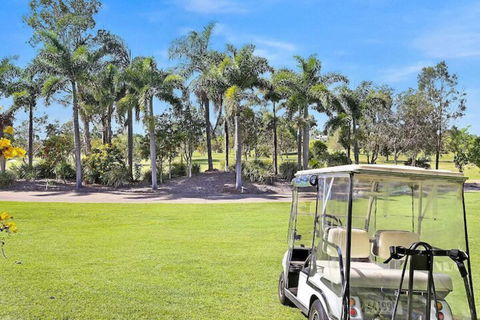 Palms Breeze - Sydneys Hotel 0