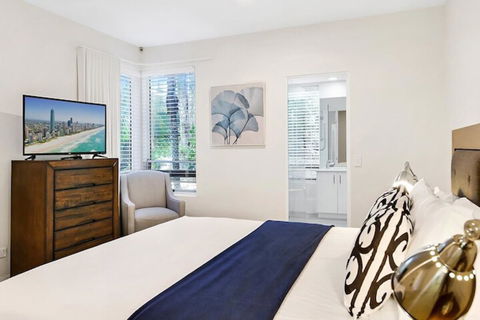 Palms Breeze - Sydneys Hotel 6