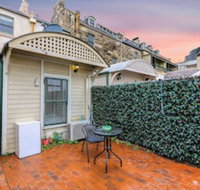 Waterview Terrace in Historic Rocks - Sydneys Hotel