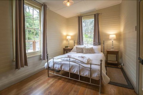 Steele Point Cottage - Sydneys Hotel 3