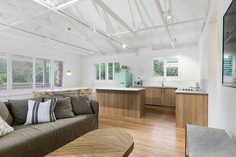A PERFECT STAY Sunset Beach Summer Breeze - Sydneys Hotel 7