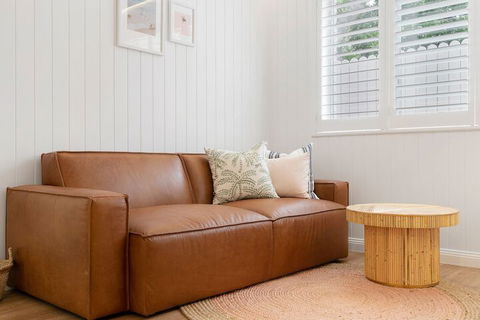 A PERFECT STAY Sunset Beach Riverside - Sydneys Hotel 4
