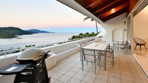 Bella Vista E9 Ocean View Spacious 2 Bed - Sydneys Hotel 0
