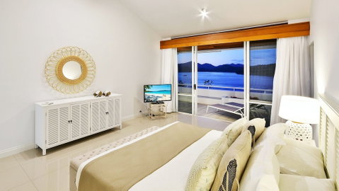 Bella Vista E9 Ocean View Spacious 2 Bed - Sydneys Hotel 4
