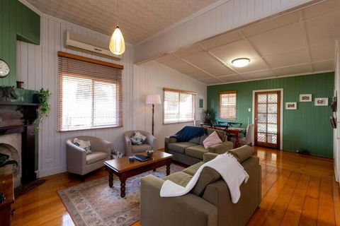 Ambiente Cottage Pet & Family Friendly - Sydneys Hotel 3