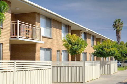 The Executive - Central & Sophisticated - Sydneys Hotel 0